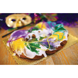 Caluda's Praline Filling King Cake (Icing on the S...